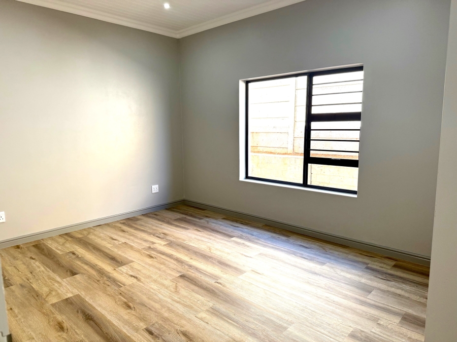 4 Bedroom Property for Sale in Tafelzicht Western Cape